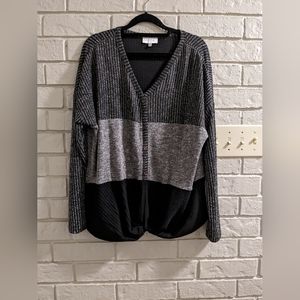 ACOA womens top size M colorblock twist front button down black